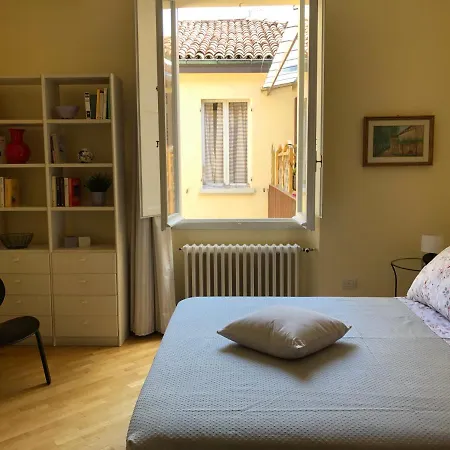 Apartamento Casa Galliera Centro *